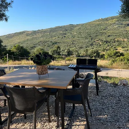 Ferienhaus Katerina's House Volímai